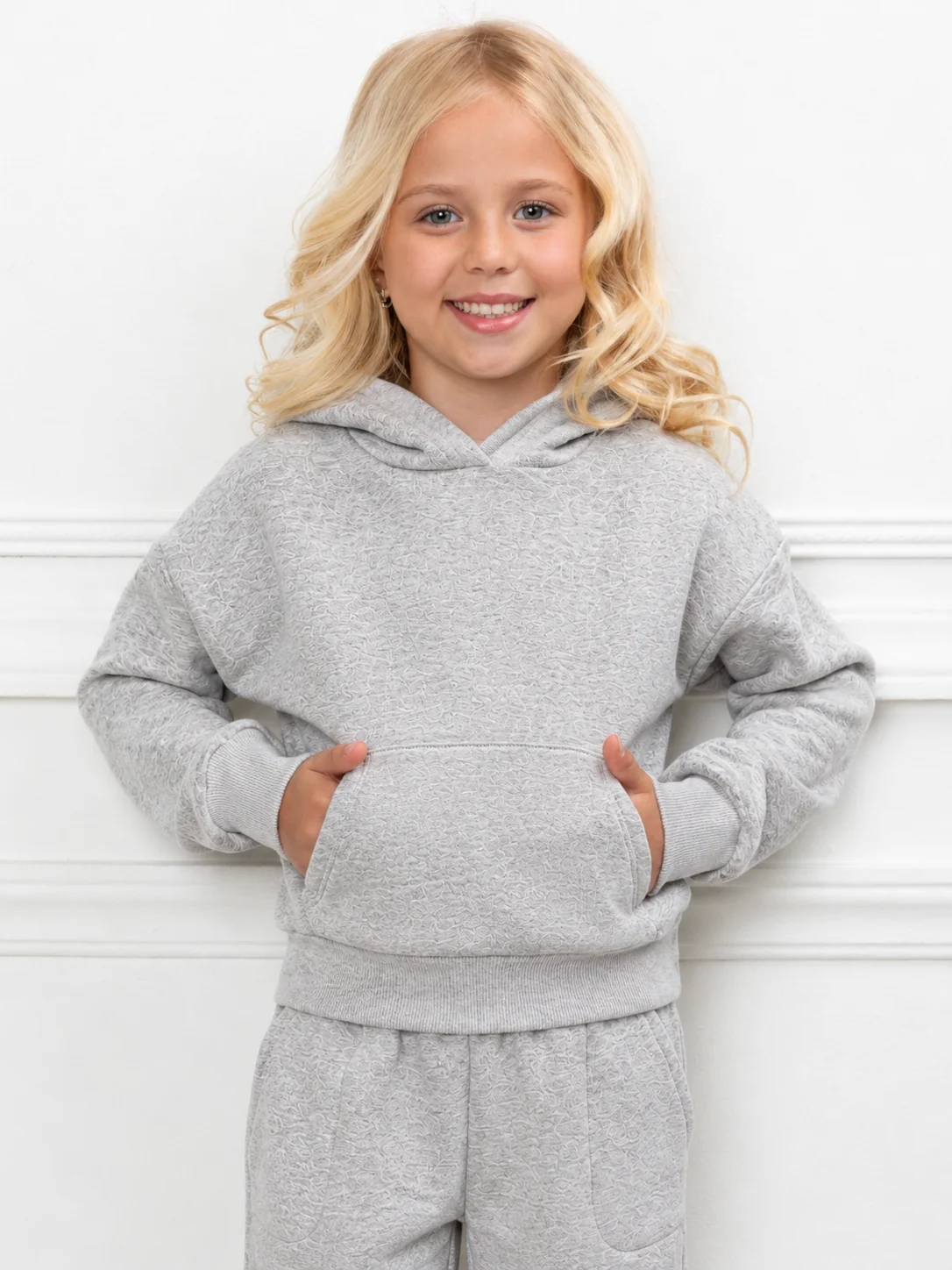 Essential Cozy Fleece Hoodie & Wide-Leg Sweatpant Set - Image 8