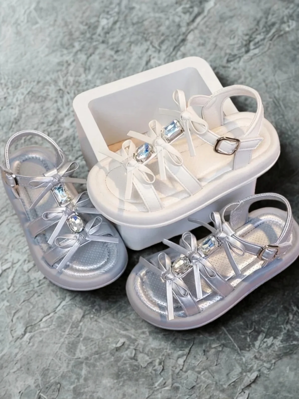 Shimmer Sweet Bow Rhinestone Sandals