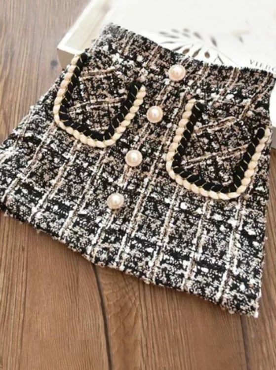 I Look Better In Tweed Skirt - Image 4