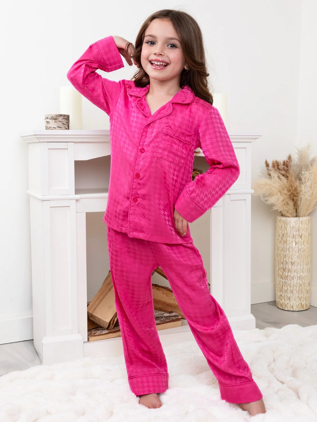 Mommy and Me Houndstooth Pink Silky Pajama Set - Image 2